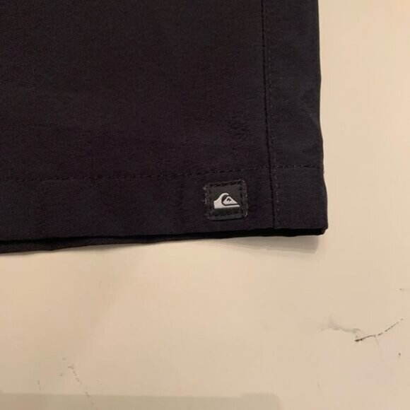 Quiksilver Amphibians Black Board Shorts sz 30 - Picture 2 of 4